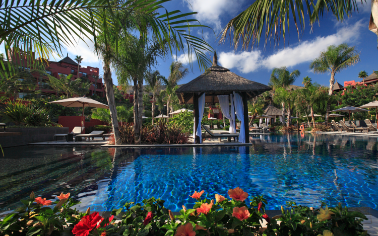 Benidorm, 5* Asia Gardens Hotel & Royal Spa Hotel - 3 Nights & 2 Rounds B&B - Prices From £479pp! - Image 12