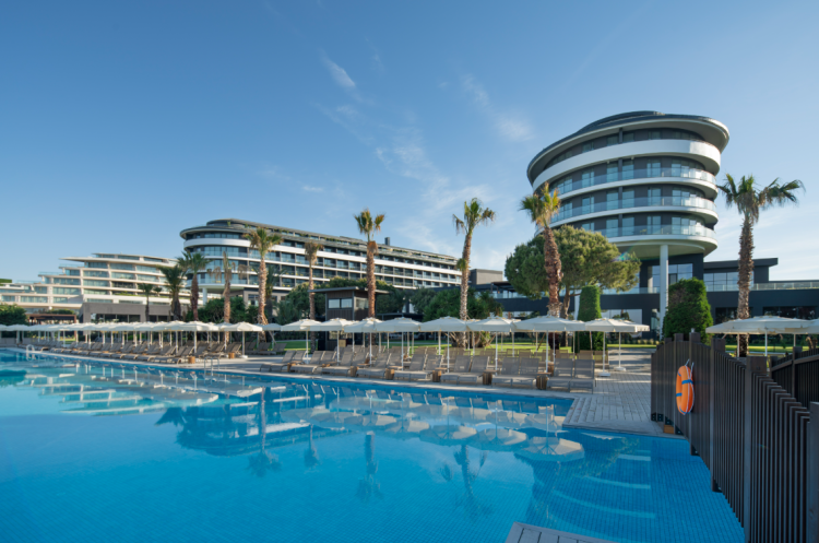 Antalya, Belek - 5* Voyage Deluxe Golf & Spa Resort - 5 Nights & 3 Rounds - Prices From £699!