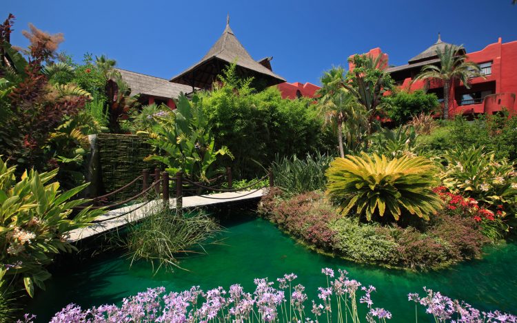 Benidorm, 5* Asia Gardens Hotel & Royal Spa Hotel - 3 Nights & 2 Rounds B&B - Prices From £479pp! - Image 26