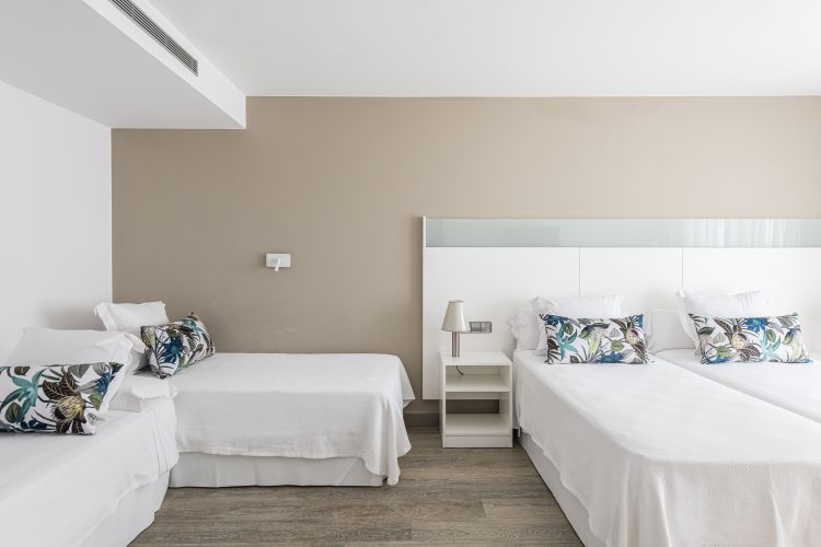 Costa Brava, 4* Hotel Planamar, 4 Nights & 3 Rounds B&B - Prices From £389pp! - Image 3