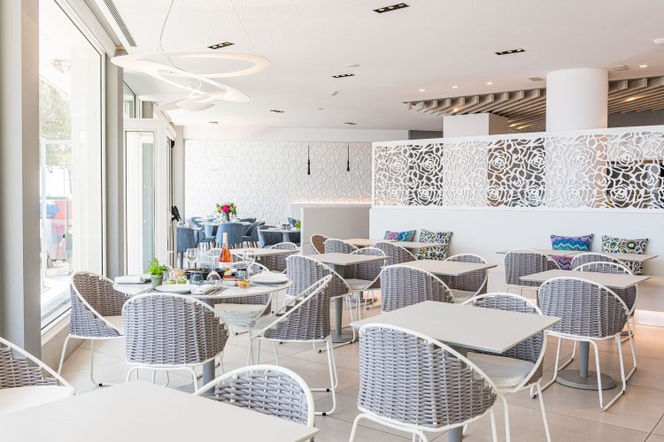 Costa Brava, 4* Hotel Planamar, 4 Nights & 3 Rounds B&B - Prices From £389pp! - Image 5