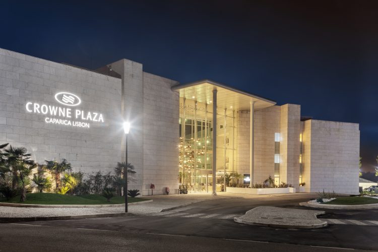 Lisbon, 4* Crowne Plaza Caparica, 5 Nights & 4 Rounds B&B - Prices From £529pp! - Image 2