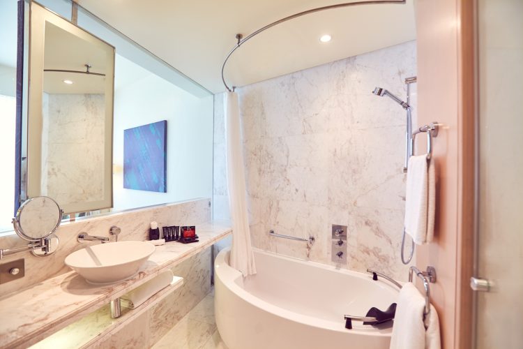UAE, Dubai, 4* Media One Hotel, 5 Nights & 3 Rounds B&B - Prices from £729pp! - Image 8
