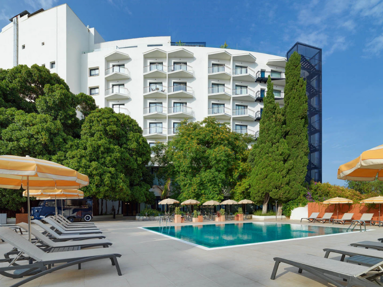 Costa Dorada, 4* H10 Imperial Tarraco Sup, 5 Nights & 3 Rounds B&B - Prices From £669pp! - Image 6