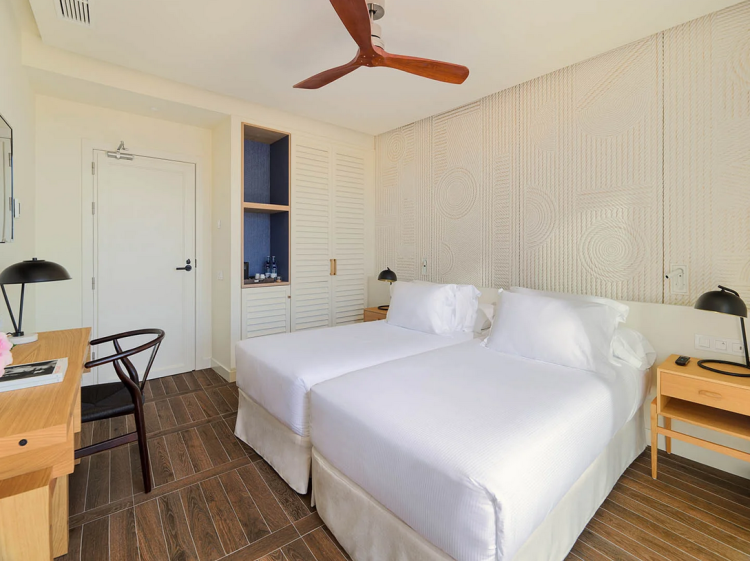 Costa Dorada, 4* H10 Imperial Tarraco Sup, 5 Nights & 3 Rounds B&B - Prices From £669pp! - Image 11