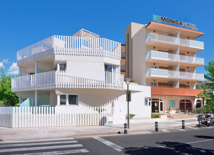 Costa Dorada, 4* Hotel Monica, 5 Nights & 3 Rounds B&B - Prices From £549pp! - Image 2