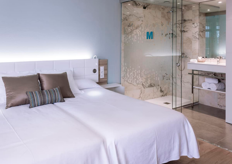 Costa Dorada, 4* Hotel Monica, 5 Nights & 3 Rounds B&B - Prices From £549pp! - Image 3