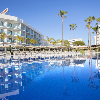 Majorca, 4* Hotel Cala Millor Park, 5 Nights & 4 Rounds HB - Prices From £459pp!