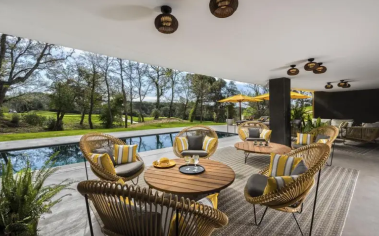 Girona, 4* Lavida Hotel, 4 Nights & 3 Rounds B&B - Prices From £629pp! - Image 2