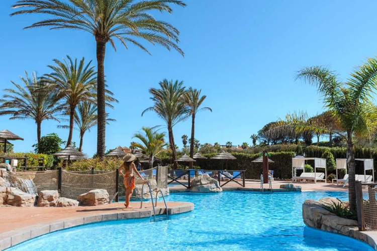Mijas, 4* Wyndham Grand Hotel, 4 Nights & 3 Rounds B&B - Prices From £369pp! - Image 5