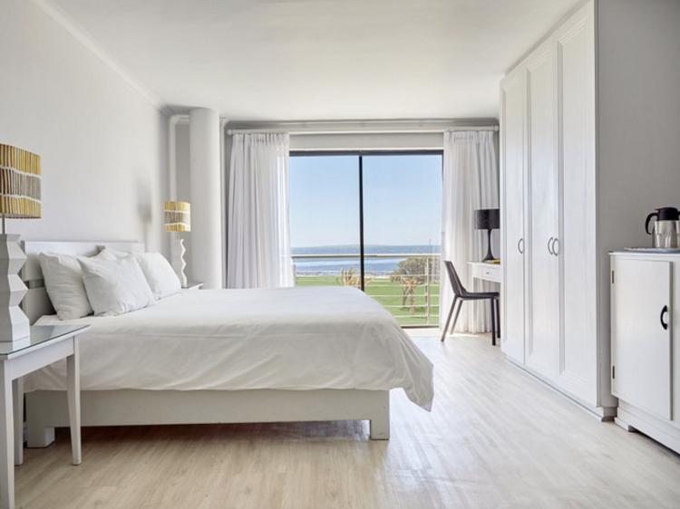 South Africa, Par for the Price – Cape and Winelands Golf Tour - Prices From £899pp! - Image 3