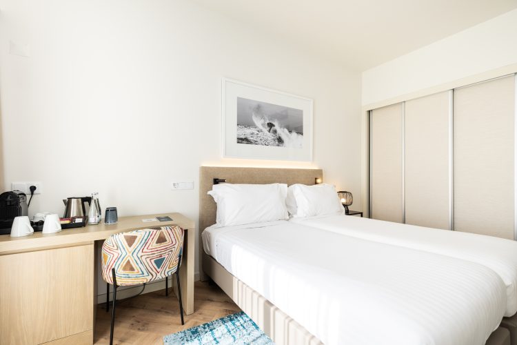 Lisbon, 4* Crowne Plaza Caparica, 5 Nights & 4 Rounds B&B - Prices From £529pp! - Image 7