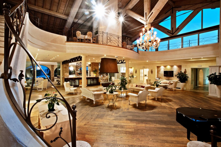Lake Garda, 4* Chervò Golf Resort Spa, 4 Nights & 3 Rounds B&B – Prices From £589pp! - Image 3