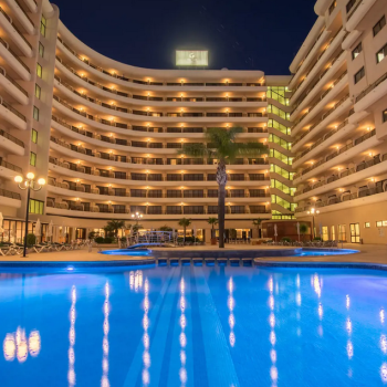 4* Vila Gale Marina - 4 Nights & 3 Rounds B&B - From £449pp!